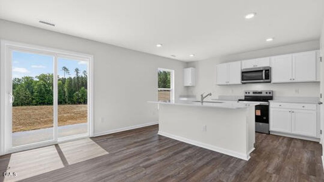 Mangum Farms_Penwell J_133_White_SPEC-01