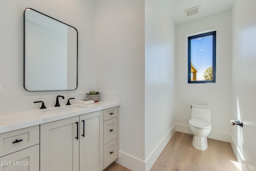 57-Bloomfield 57-Bloomfield