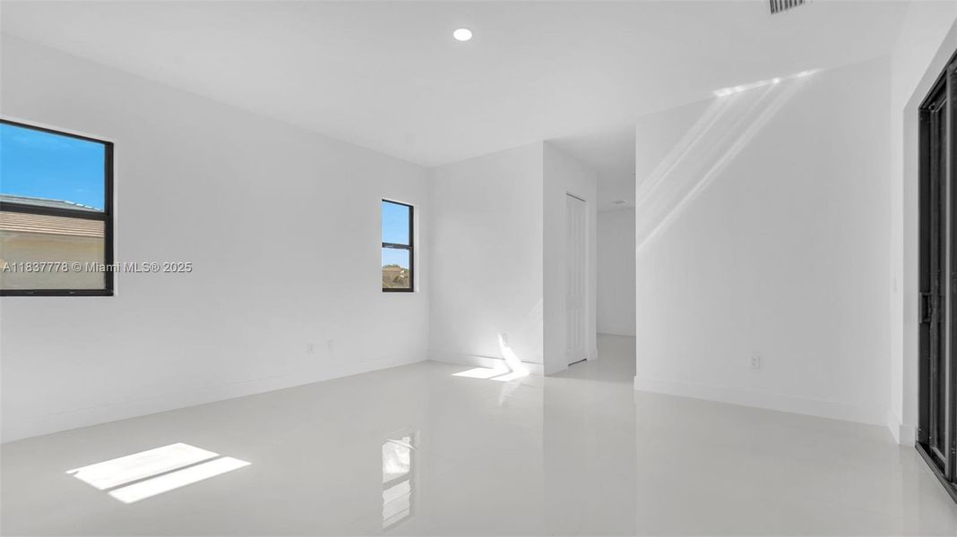 Image 38 of a home in . Image 38 of a home in .