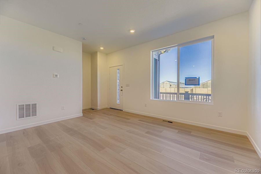 Spacious, unfurnished interior of a new home in , Centennial (Image 9).