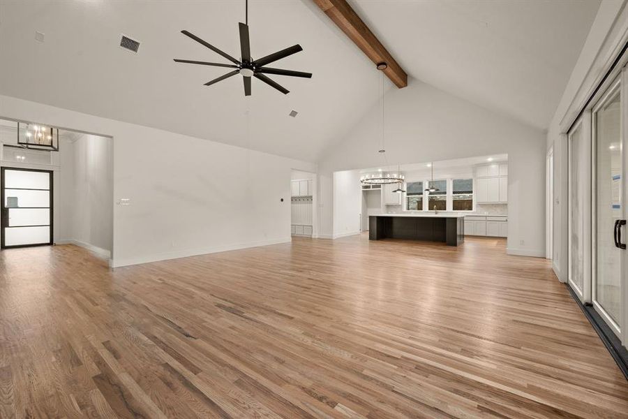 Spacious, unfurnished interior of a new home in NorthGlen, Haslet (Image 36).