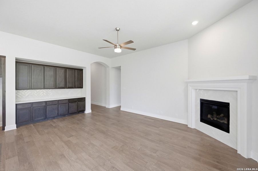 Spacious, unfurnished interior of a new home in Weston Oaks, San Antonio (Image 24). Spacious, unfurnished interior of a new home in Weston Oaks, San Antonio (Image 24).