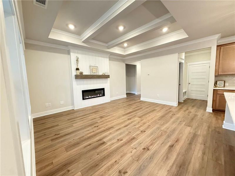 Spacious, unfurnished interior of a new home in Ponderosa Farms Manor, Gainesville (Image 26).