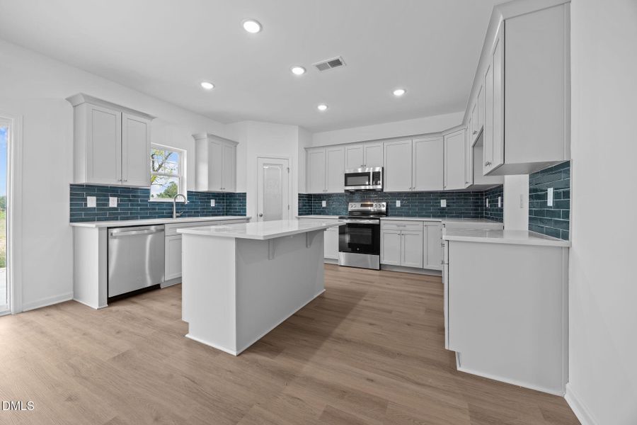 19-web-or-mls-6S8A4147