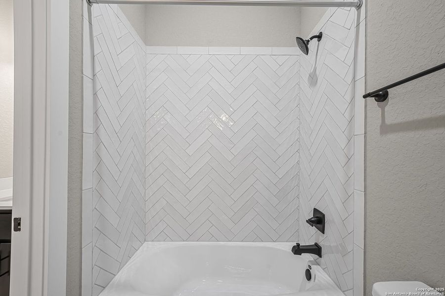 Furnished interior view inside a new home in Arbors at Fair Oaks, Fair Oaks Ranch (Image 13). Furnished interior view inside a new home in Arbors at Fair Oaks, Fair Oaks Ranch (Image 13).