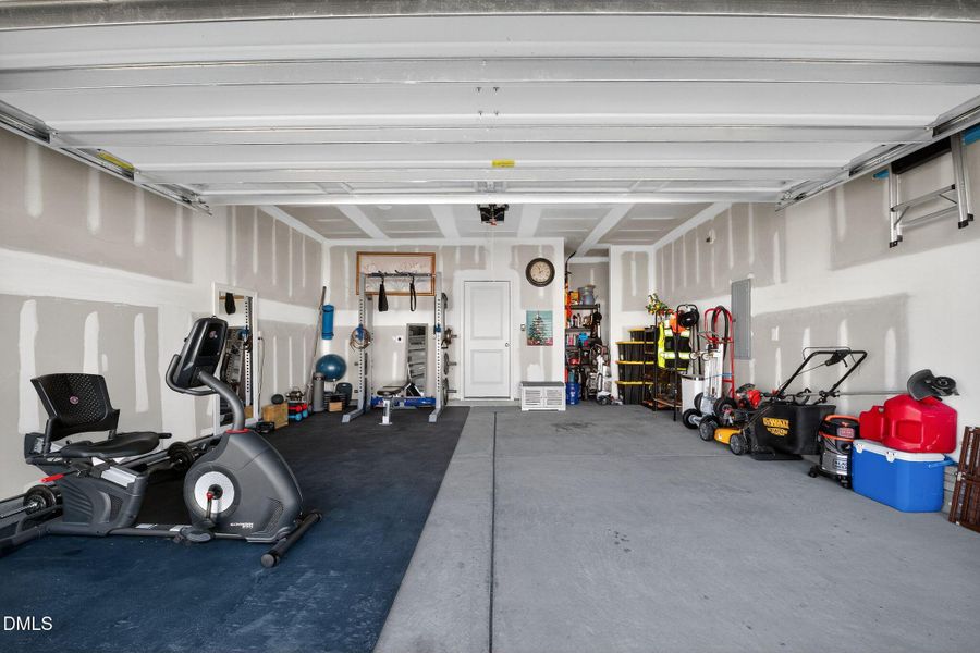 06_159_Edge_of_Auburn_Blvd_Raleigh_NC_27 06_159_Edge_of_Auburn_Blvd_Raleigh_NC_27