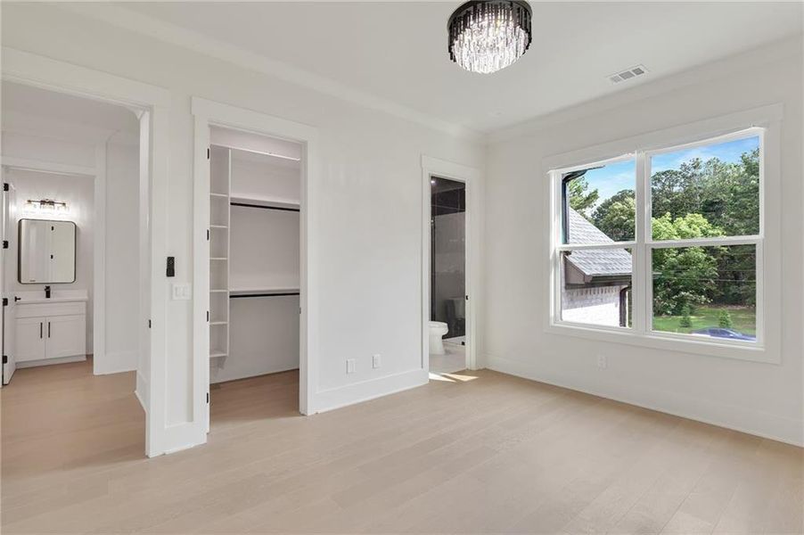 Spacious, unfurnished interior of a new home in , Grayson (Image 60).