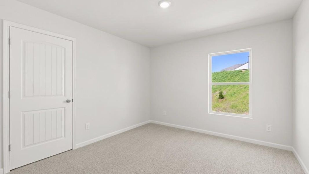 Spacious, unfurnished interior of a new home in Sheffield Highlands, Dallas (Image 14).