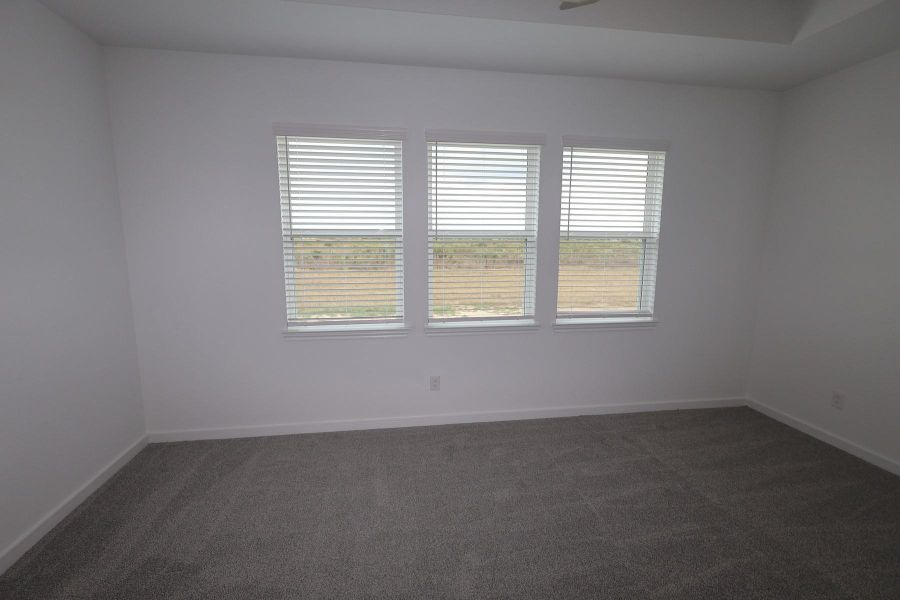 Spacious primary suite