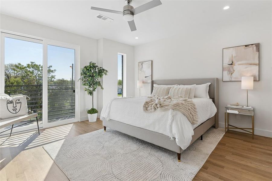 Furnished interior view inside a new home in , Dallas (Image 31).