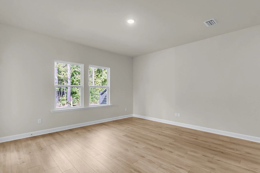 Similar Palmetto floorplan with Serene Collection for inspiration - features may vary