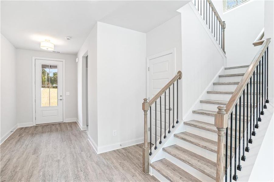 Spacious, unfurnished interior of a new home in Waters Edge, Mansfield (Image 24).