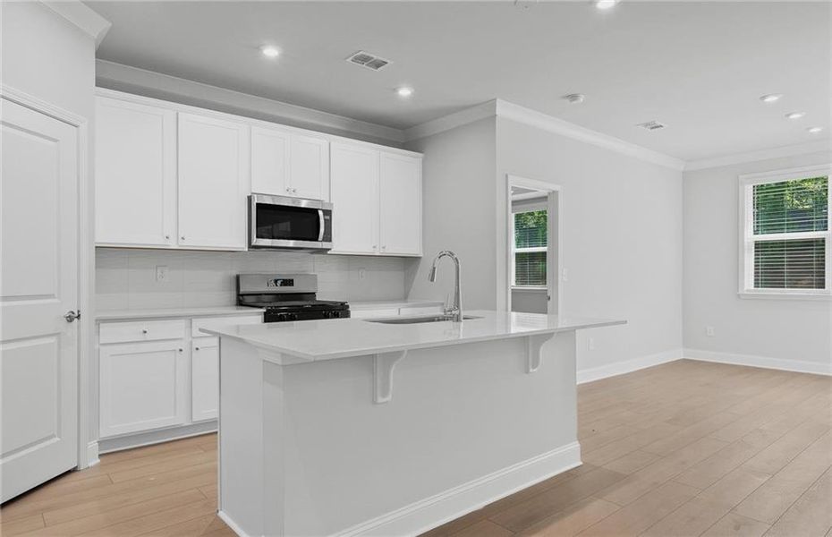 Furnished interior view inside a new home in Sun City Peachtree, Griffin (Image 4).