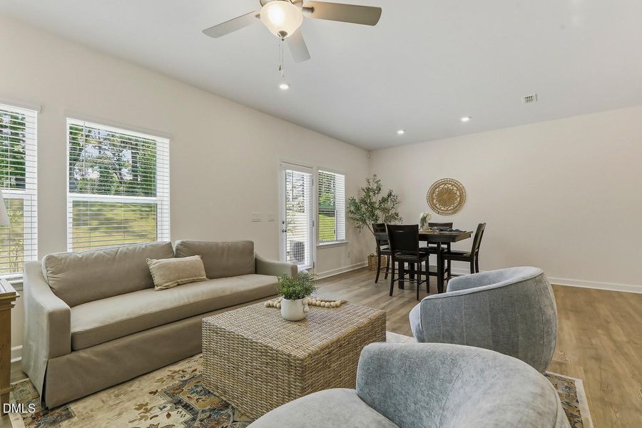 022-017-Family Room-1500x1000