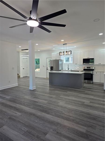 Spacious, unfurnished interior of a new home in , Austell (Image 22).