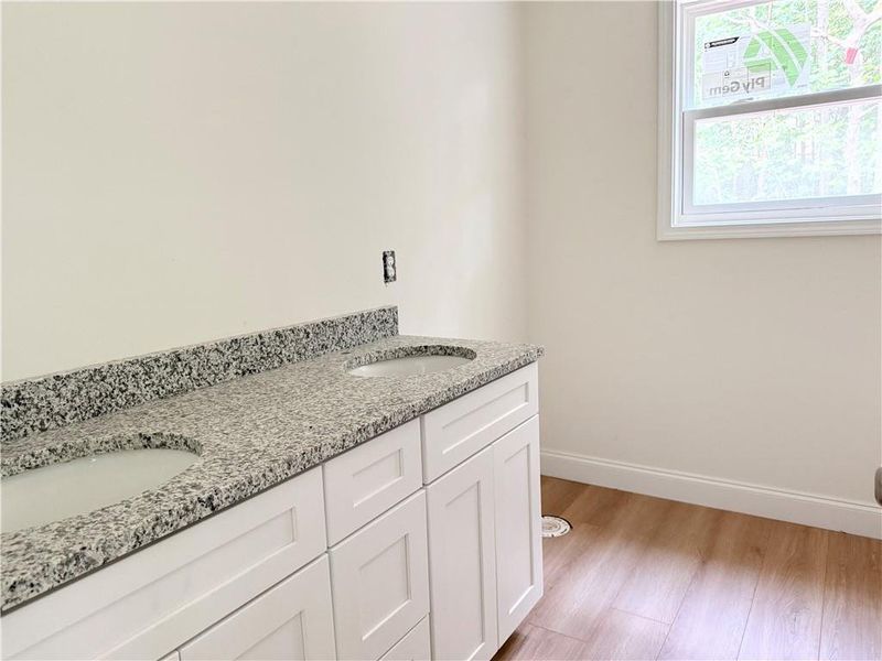 Image 16 of a home in . Image 16 of a home in .