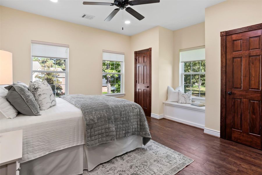 Furnished interior view inside a new home in , Montgomery (Image 7).