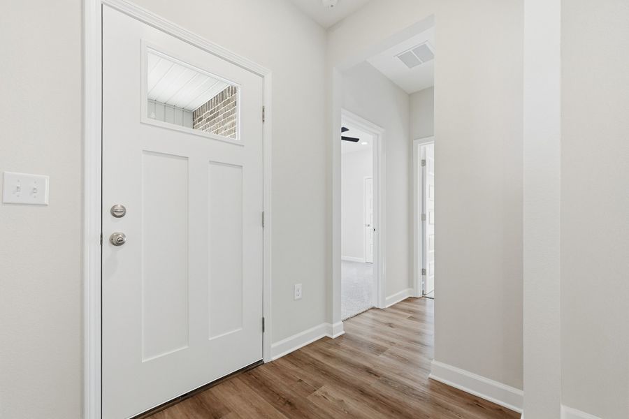 Spacious, unfurnished interior of a new home in Southern Charm, Crestview (Image 49).