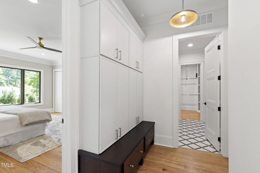 Tanbark (40) Tanbark (40)