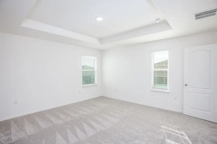 Representative unfurnished interior of a home built from the Melbourne by Maronda Homes in Highland Park, Newberry (Image 20). Representative unfurnished interior of a home built from the Melbourne by Maronda Homes in Highland Park, Newberry (Image 20).