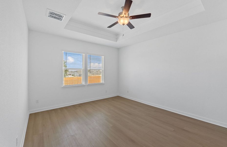 Spacious, unfurnished interior of a new home in Skyview, Belton (Image 27). Spacious, unfurnished interior of a new home in Skyview, Belton (Image 27).