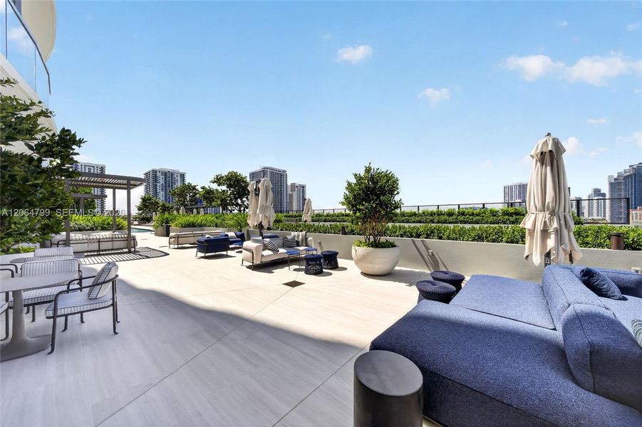 Community amenities in , Miami (Image 45). Community amenities in , Miami (Image 45).