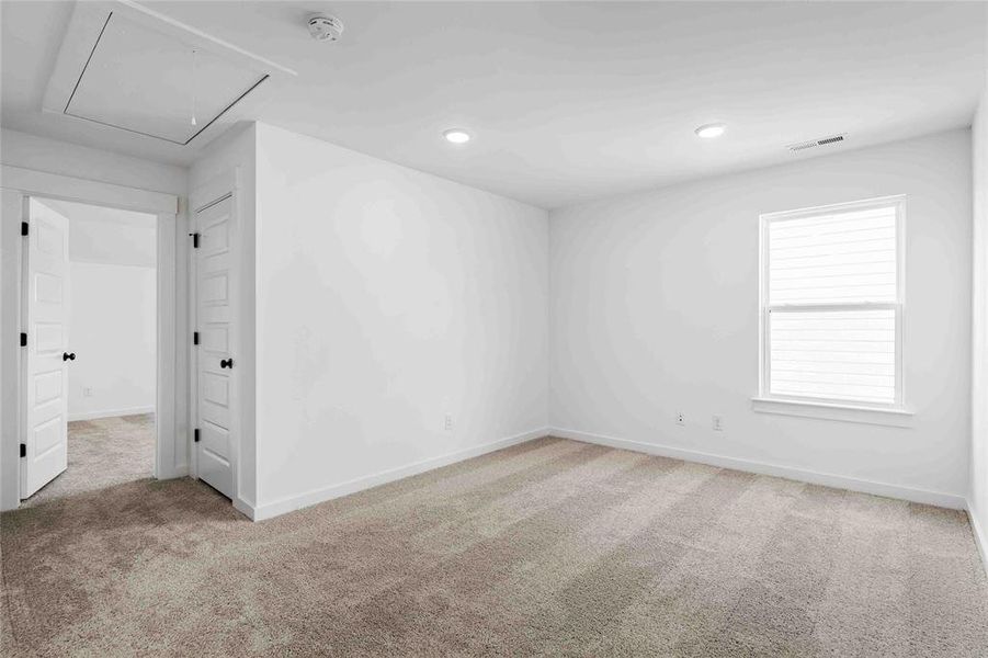 Spacious, unfurnished interior of a new home in Heartland, Heartland (Image 27). Spacious, unfurnished interior of a new home in Heartland, Heartland (Image 27).