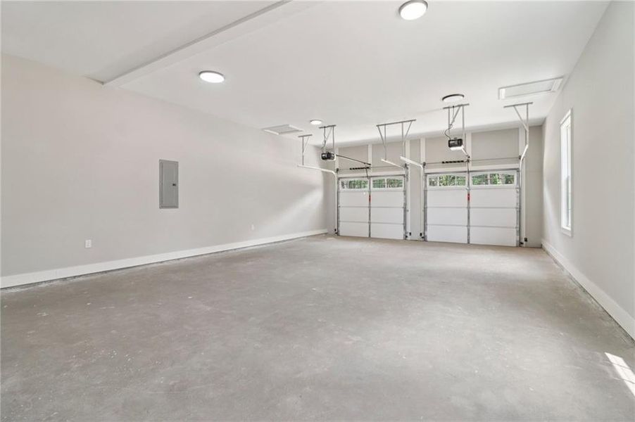 Spacious, unfurnished interior of a new home in , Lilburn (Image 59).