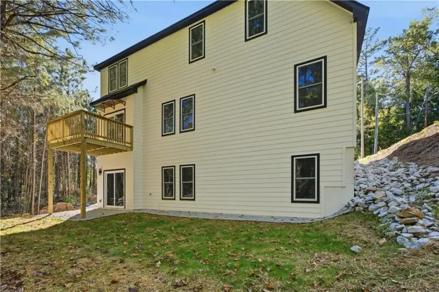 Exterior details and patio area of a home in , Austell (Image 22).