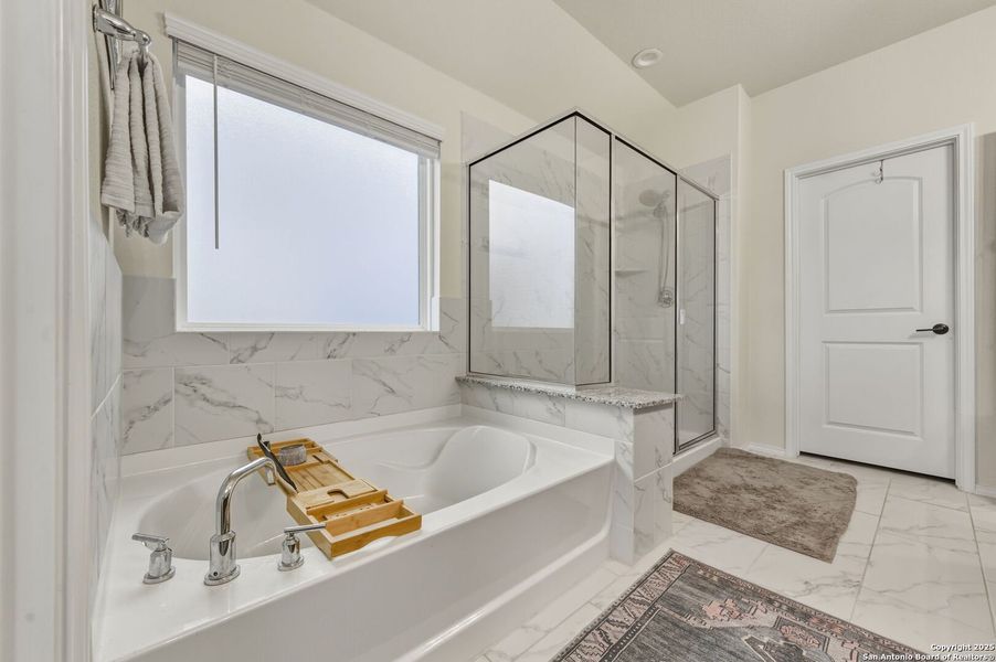 Furnished interior view inside a new home in , New Braunfels (Image 10). Furnished interior view inside a new home in , New Braunfels (Image 10).