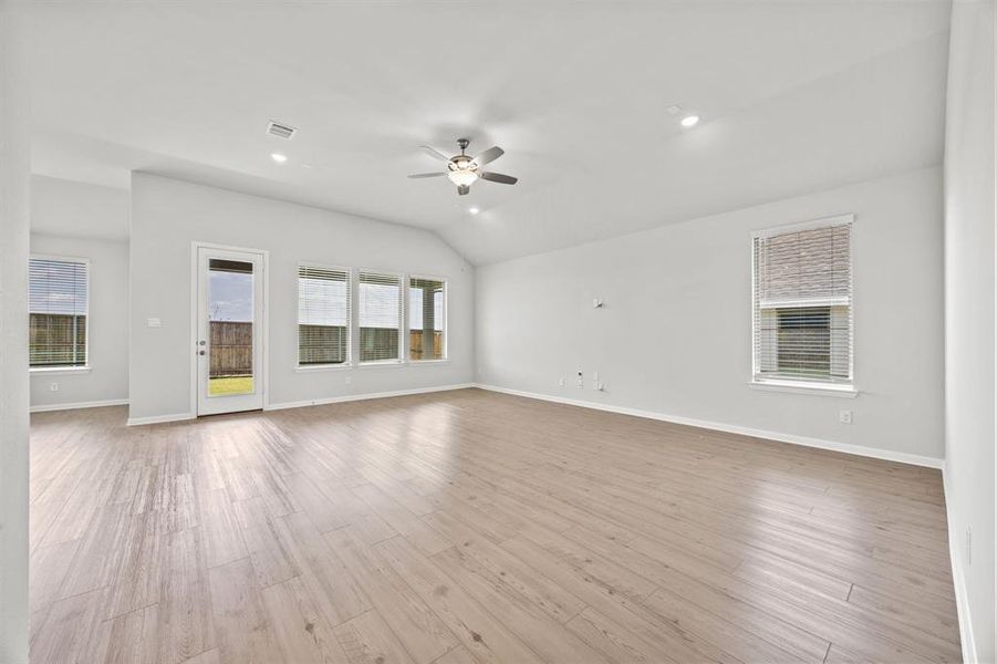 8-web-or-mls-605-bonnie-rose-ln