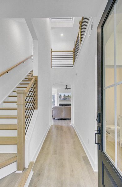 Spacious, unfurnished interior of a new home in , Summerville (Image 23).