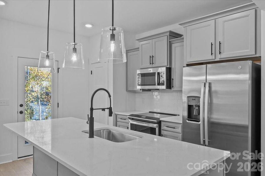 All appliances included All appliances included