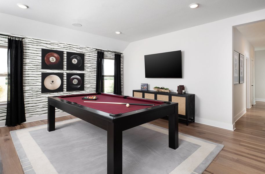 Representative furnished interior of a home built from the Owen by Tri Pointe Homes in View at the Reserve, Mansfield (Image 6).