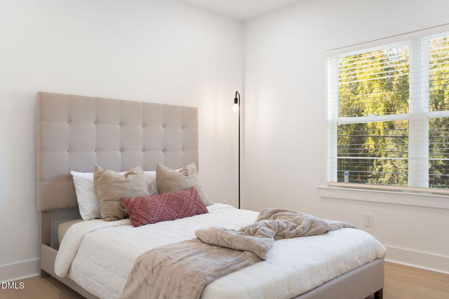 35-web-or-mls-DSC08049 35-web-or-mls-DSC08049