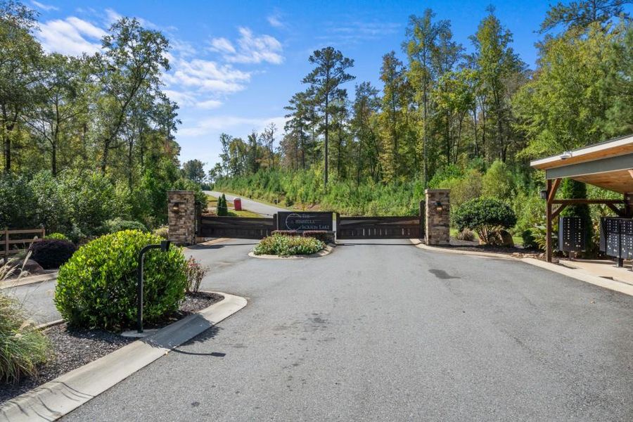 Image 36 of a home in .