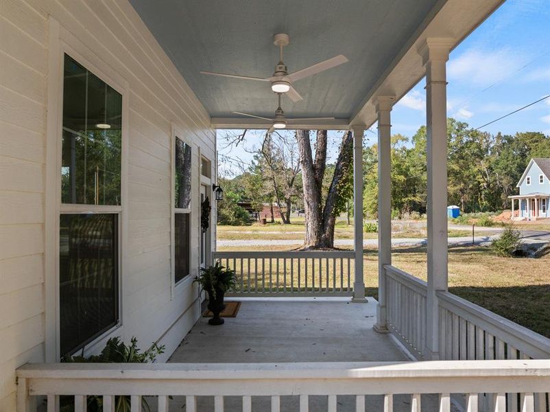 Exterior details and patio area of a home in , Jefferson (Image 16).