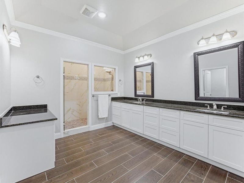 Furnished interior view inside a new home in , Edgewood (Image 11).