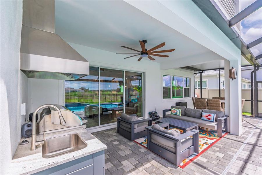 Exterior details and patio area of a home in , San Antonio (Image 23).