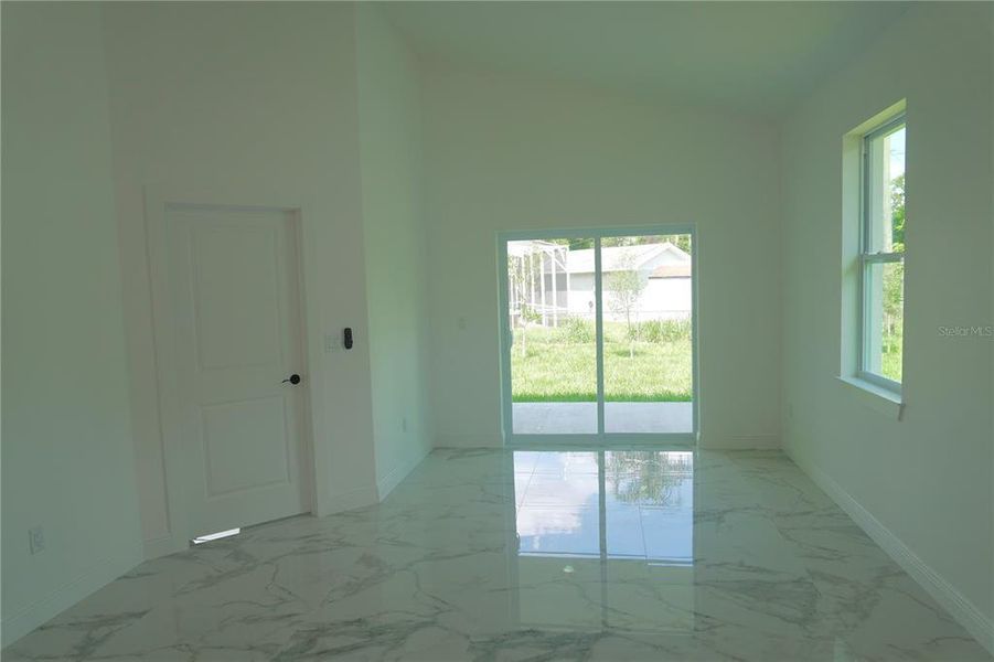Spacious, unfurnished interior of a new home in , Tampa (Image 60). Spacious, unfurnished interior of a new home in , Tampa (Image 60).