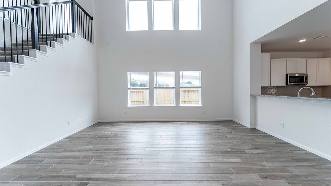 Spacious, unfurnished interior of a new home in Colony at Pinehurst, Pinehurst (Image 21).