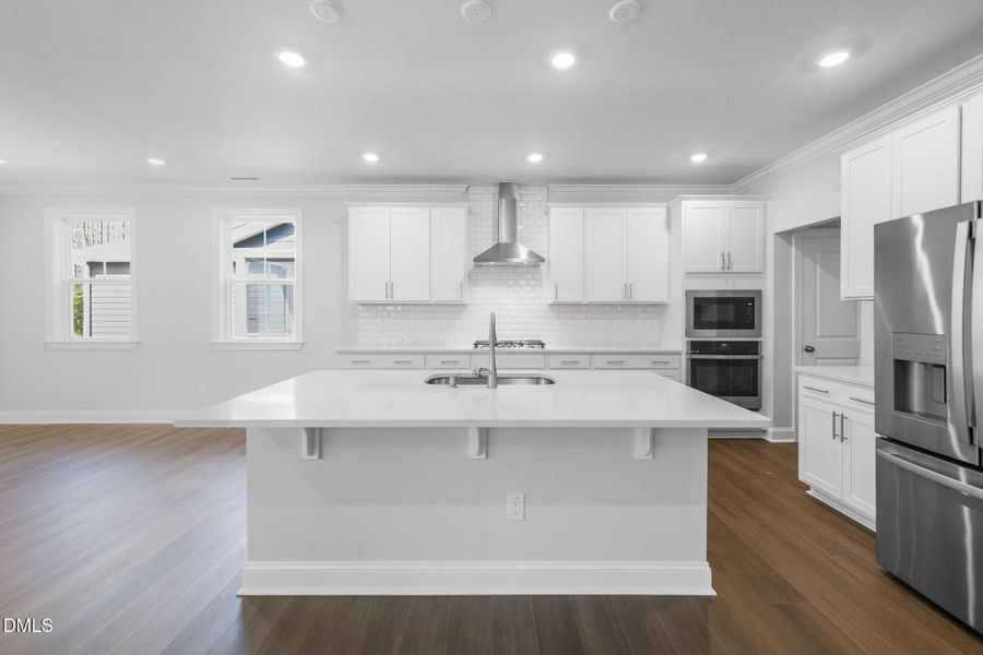 SUN_CaydenCove_Pic_Waterbury_QMI_138_1of