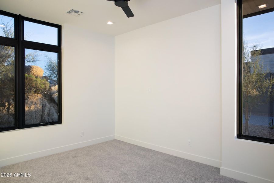 26-010(DOM)241 26-010(DOM)241