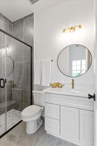 2nd primary full bath