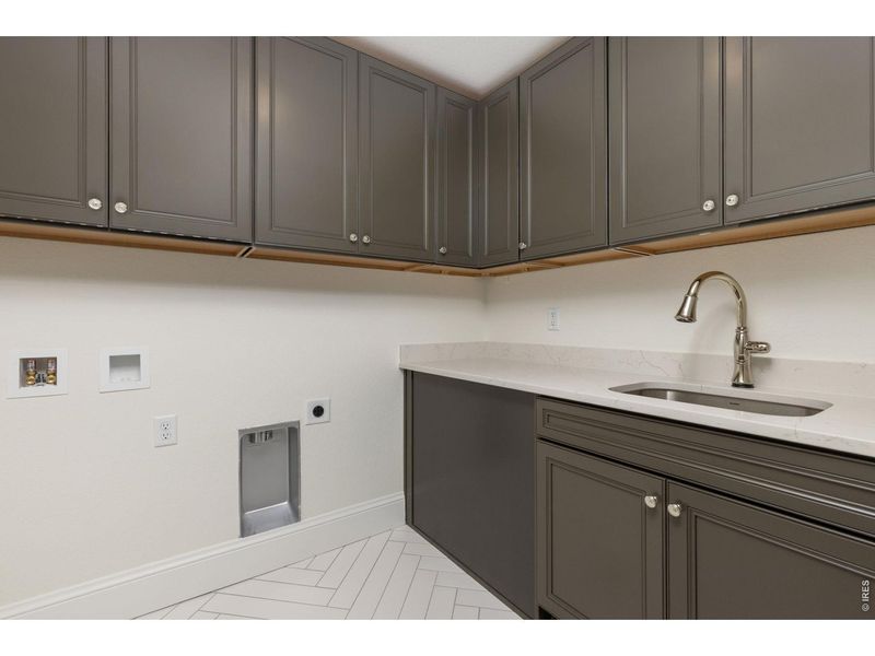 Furnished interior view inside a new home in Westerly, Erie (Image 7).