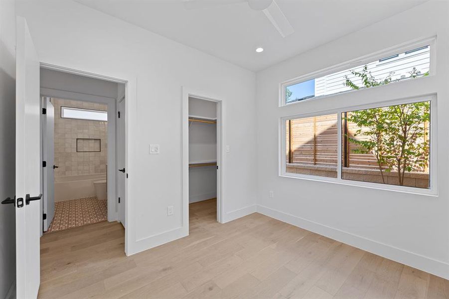 Downstairs bedroom.