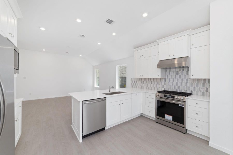 Furnished interior view inside a new home in , Katy (Image 13).
