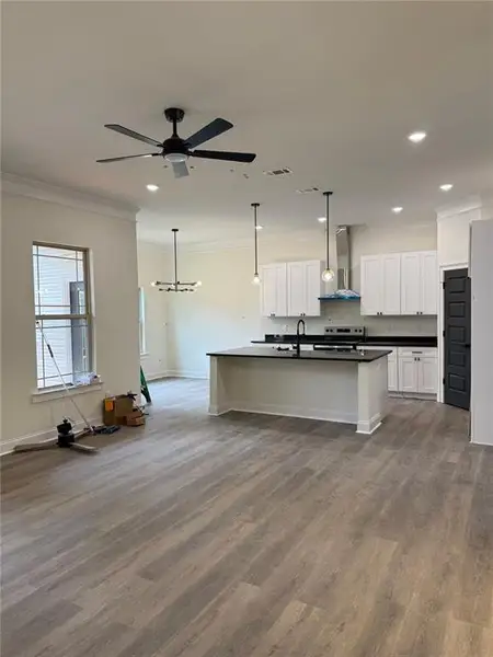 Image 15 of a home in .