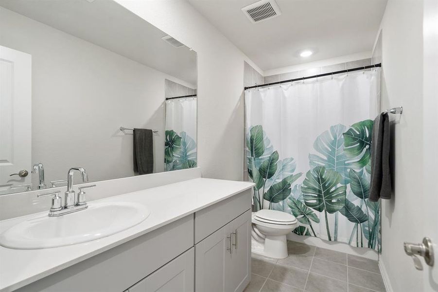 Furnished interior view inside a new home in Northstar, Haslet (Image 12).