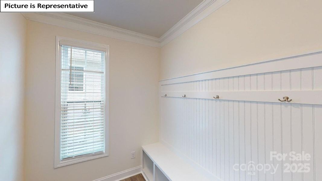 Spacious, unfurnished interior of a new home in Sylvan Creek, Denver (Image 34).